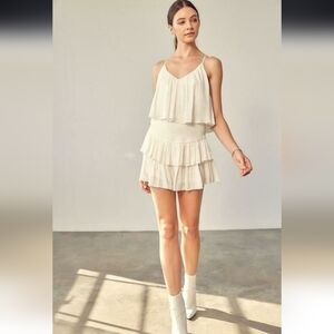 Mustard Seed White/Off-white colored Ruffle Dress (with shorts)🎀